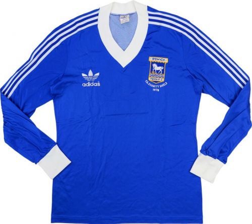 پیراهن اول Ipswich Town ۷۹-۸۰ (Carry-over)